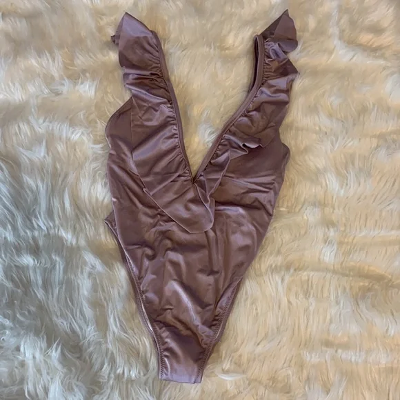 New Victoria’s Secret PINK, VS PINK one Piece Swimsuit Deep V Shine Ruffle Lilac - Picture 2 of 4